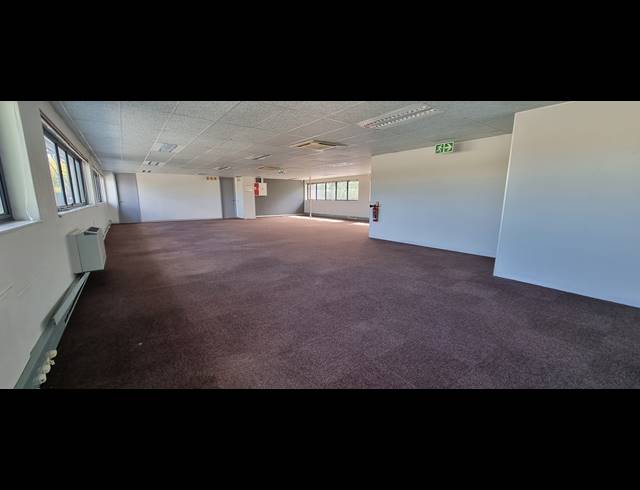 313.50M² OFFICE TO LET IN RANDJESPARK